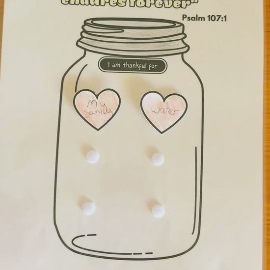 A video showing a Give Thanks To God gratitude jar activity for kids. 