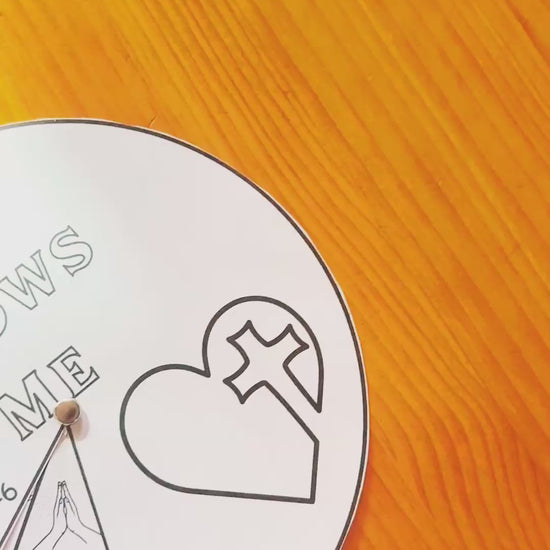 Video showing the assembled God Knows Me printable Bible craft for teaching children that God knows and loves them.